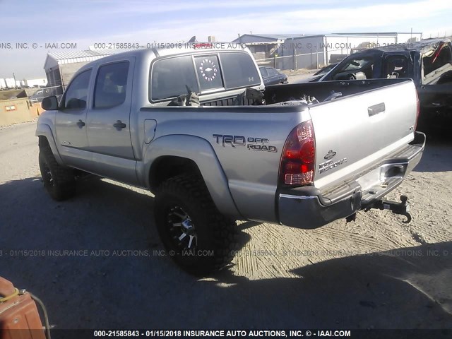 3TMLU4EN5FM189117 - 2015 TOYOTA TACOMA DOUBLE CAB/TRD PRO SILVER photo 3