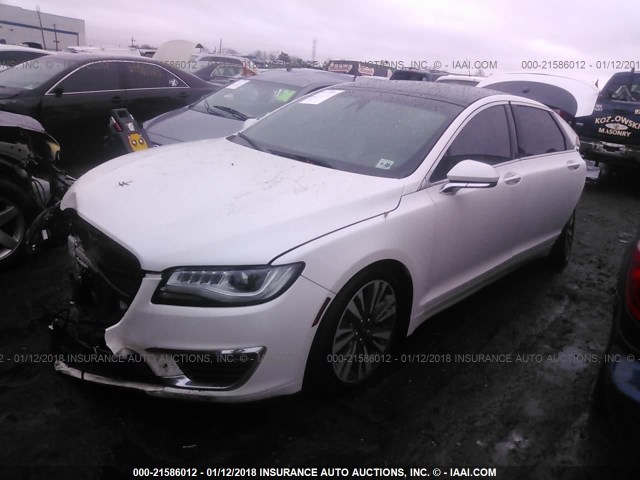 3LN6L5FC2HR618380 - 2017 LINCOLN MKZ RESERVE თეთრი ფოტო 2