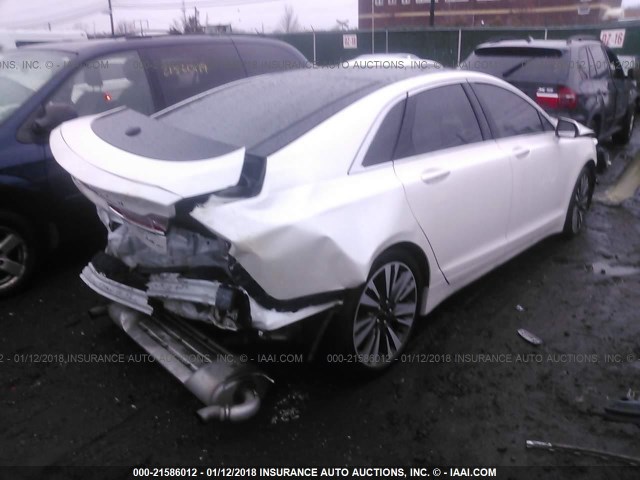 3LN6L5FC2HR618380 - 2017 LINCOLN MKZ RESERVE WHITE photo 4