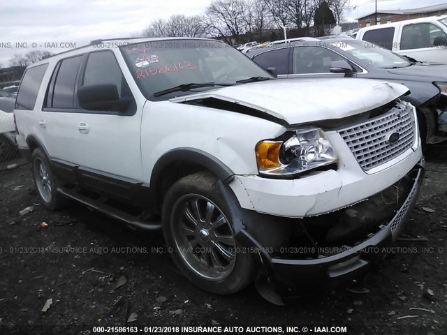 1FMFU15L44LB25431 - 2004 FORD EXPEDITION XLT თეთრი ფოტო 1