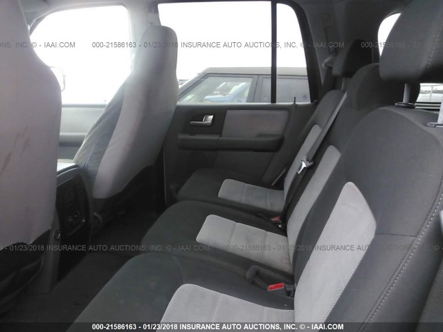 1FMFU15L44LB25431 - 2004 FORD EXPEDITION XLT თეთრი ფოტო 8