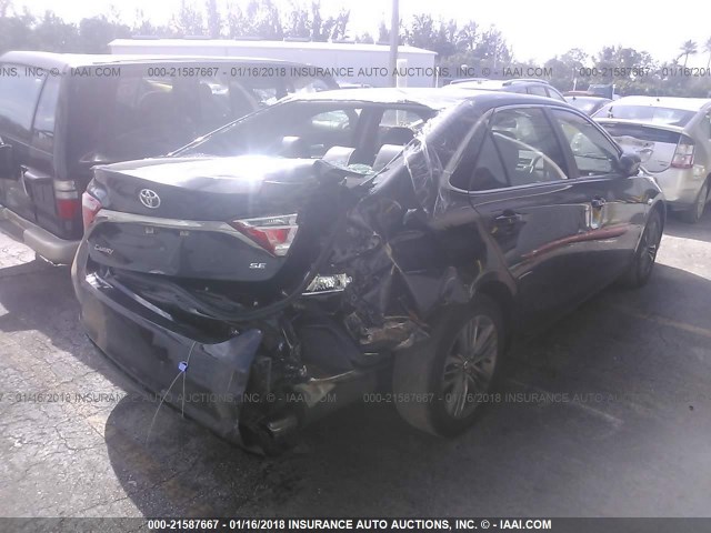 4T1BF1FK3FU486502 - 2015 TOYOTA CAMRY LE/XLE/SE/XSE BLACK photo 4