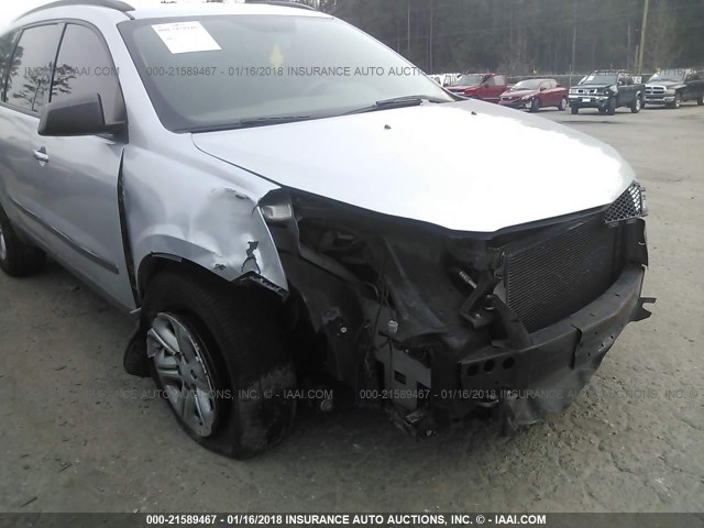 1GNKRFED0CJ424703 - 2012 CHEVROLET TRAVERSE LS SILVER photo 6