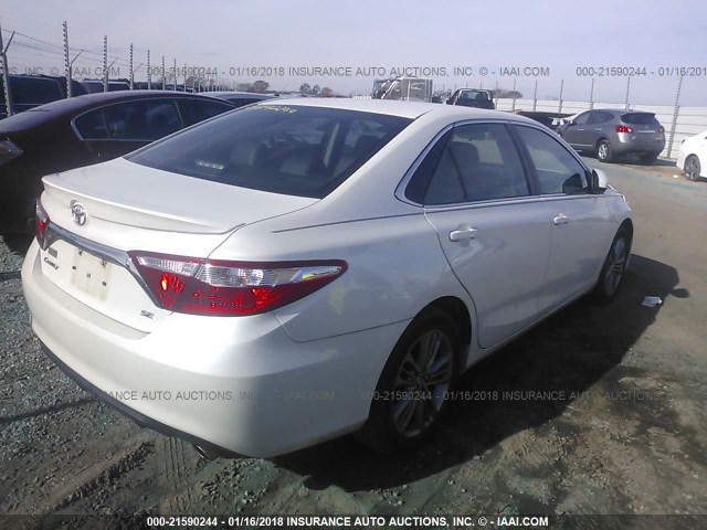 4T1BF1FK0FU067670 - 2015 TOYOTA CAMRY LE/XLE/SE/XSE WHITE photo 4