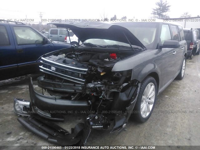 2FMHK6C86HBA11012 - 2017 FORD FLEX SEL GRAY photo 2