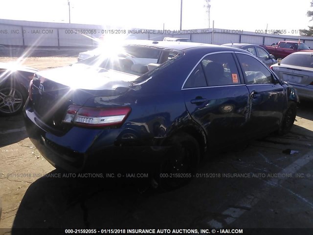 4T1BF3EK3AU562306 - 2010 TOYOTA CAMRY SE/LE/XLE BLUE photo 4