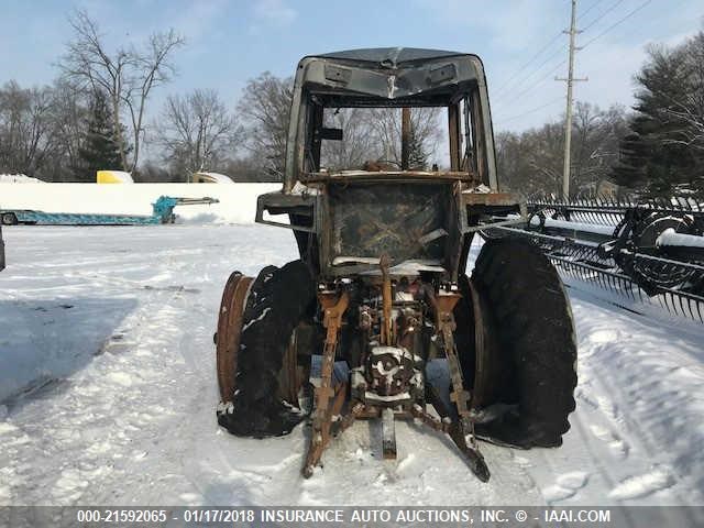 BURNT - 1980 INTERNATIONAL TRACTOR RED photo 5