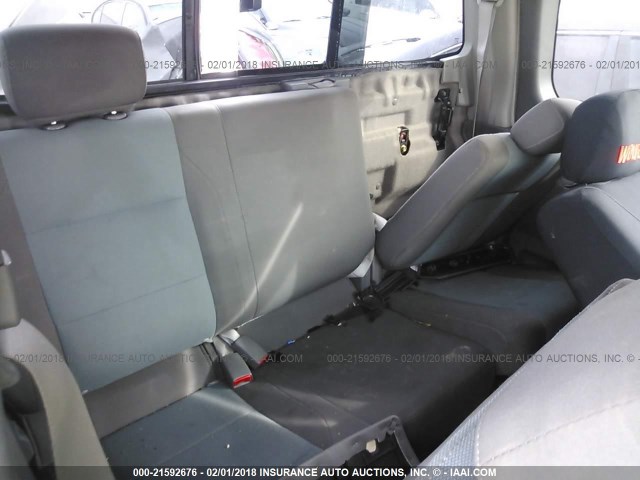 1N6BA06A25N577657 - 2005 NISSAN TITAN XE/SE/LE RED photo 8