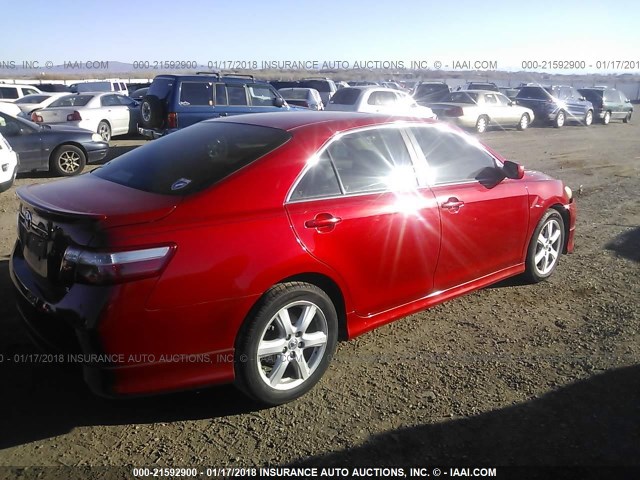 4T1BK46K37U033902 - 2007 TOYOTA CAMRY NEW GENERAT LE/XLE/SE RED photo 4