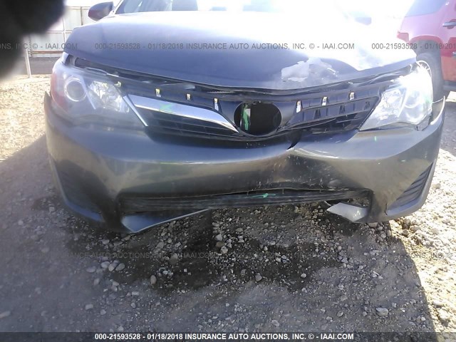 4T1BF1FK6EU415678 - 2014 TOYOTA CAMRY L/SE/LE/XLE 灰色 照片 6