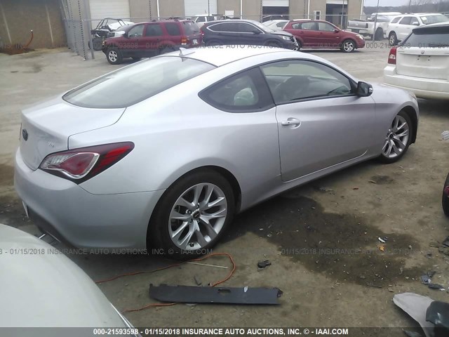 KMHHU6KJ5FU122284 - 2015 HYUNDAI GENESIS COUPE 3.8L/3.8 R-SPEC/3.8 ULT SILVER photo 4