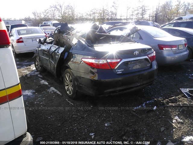 4T4BF1FK3GR568818 - 2016 TOYOTA CAMRY LE/XLE/SE/XSE BLACK photo 3