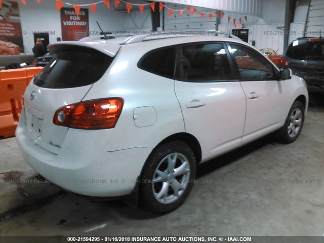 JN8AS58V38W107066 - 2008 NISSAN ROGUE S/SL WHITE photo 4