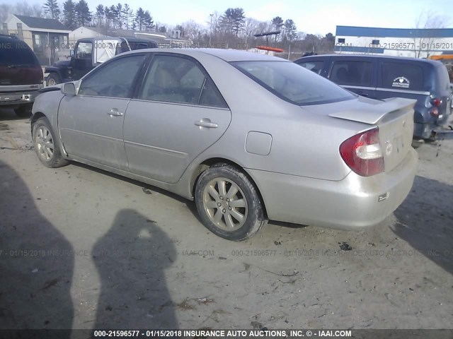 4T1BE30KX4U848801 - 2004 TOYOTA CAMRY LE/XLE/SE ვერცხლისფერი ფოტო 3