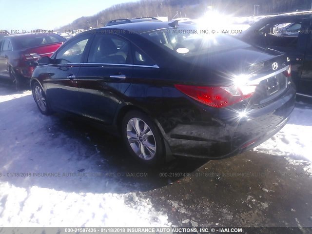 5NPEC4AC2BH116321 - 2011 HYUNDAI SONATA SE/LIMITED BLACK photo 3