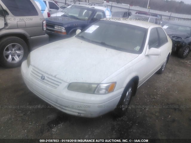 4T1BG22KXWU344057 - 1998 TOYOTA CAMRY CE/LE/XLE 白色 照片 2