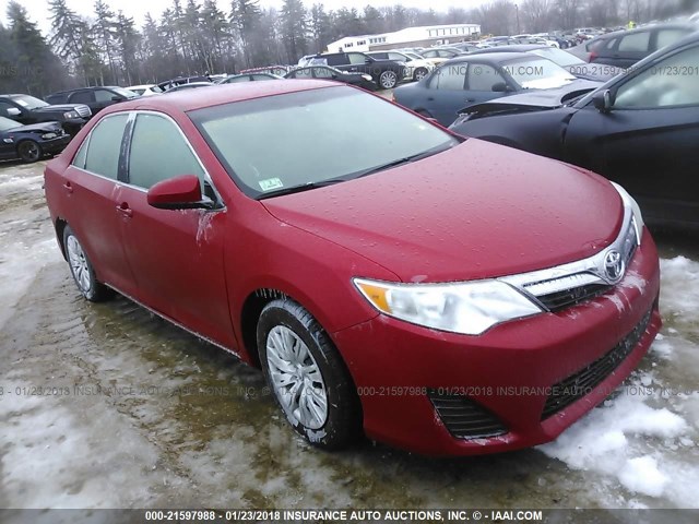 4T4BF1FK9ER358902 - 2014 TOYOTA CAMRY L/SE/LE/XLE RED photo 1