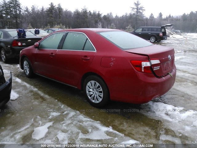 4T4BF1FK9ER358902 - 2014 TOYOTA CAMRY L/SE/LE/XLE RED photo 3