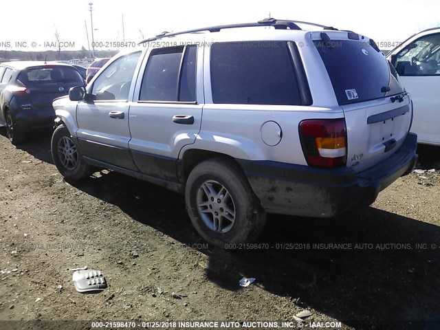 1J4GX48S83C581588 - 2003 JEEP GRAND CHEROKEE LAREDO SILVER photo 3