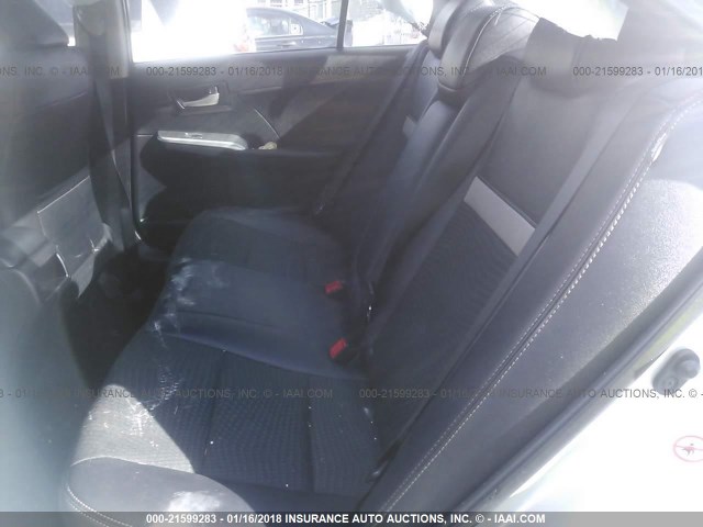 4T1BF1FK0EU772872 - 2014 TOYOTA CAMRY L/SE/LE/XLE 银色 照片 8