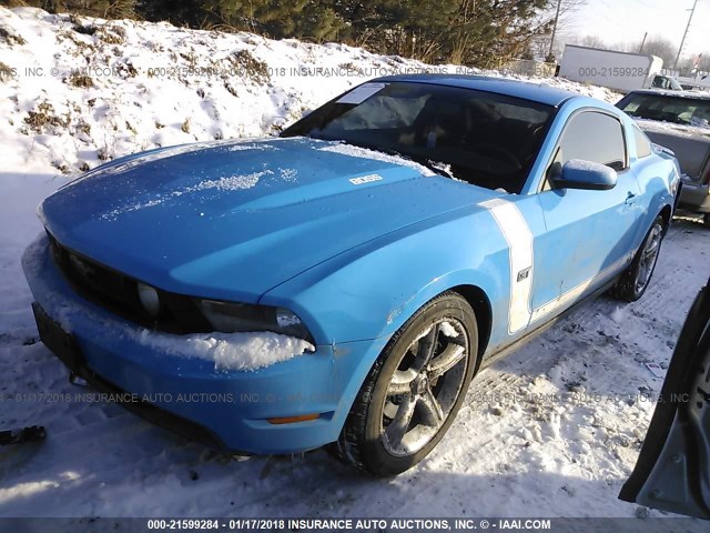 1ZVBP8CH1A5103966 - 2010 FORD MUSTANG GT BLUE photo 2
