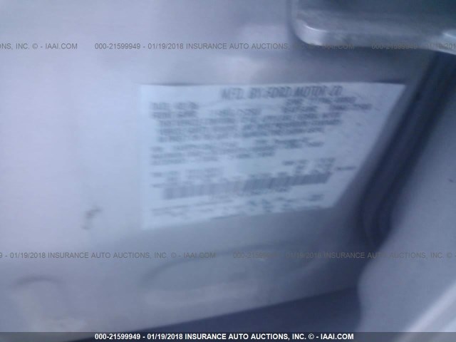 1FAHP24126G177460 - 2006 FORD FIVE HUNDRED SEL SILVER photo 9