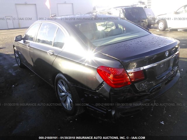 WBAKB4C51CC576956 - 2012 BMW 740 LI GRAY photo 3