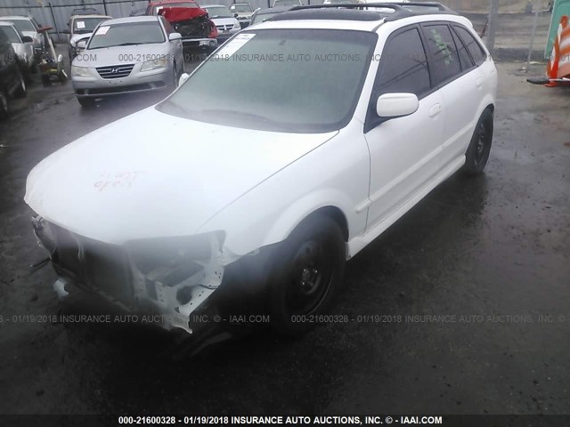 JM1BJ245221516719 - 2002 MAZDA PROTEGE PR5 WHITE photo 2