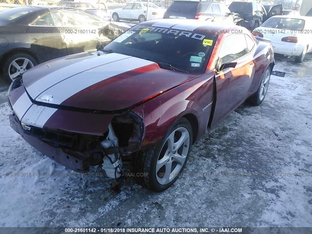 2G1FD1E34F9136047 - 2015 CHEVROLET CAMARO LT RED photo 2