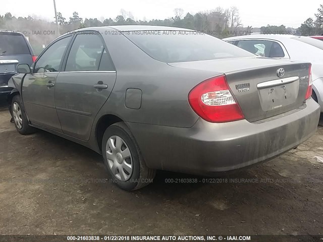4T1BE32K73U759781 - 2003 TOYOTA CAMRY LE/XLE/SE ნაცრისფერი ფოტო 3