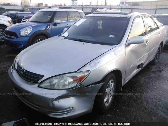 4T1BE32K14U892389 - 2004 TOYOTA CAMRY LE/XLE/SE ვერცხლისფერი ფოტო 6