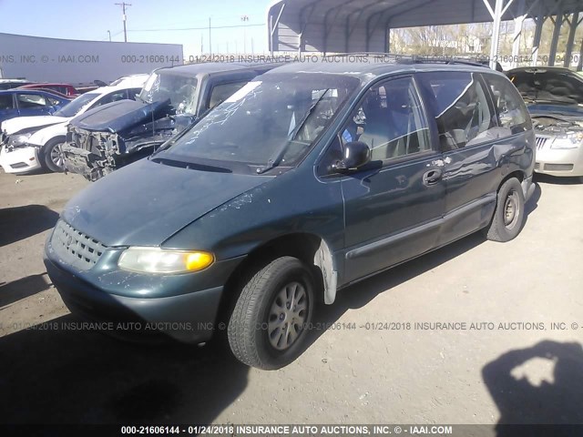 2P4FP25B7YR556718 - 2000 PLYMOUTH VOYAGER GRAY photo 2