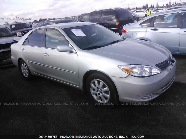 JTDBE30K620117291 - 2002 TOYOTA CAMRY LE/XLE/SE 银色 照片 1