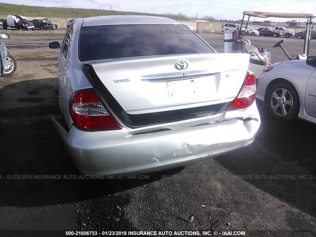 JTDBE30K620117291 - 2002 TOYOTA CAMRY LE/XLE/SE 银色 照片 6