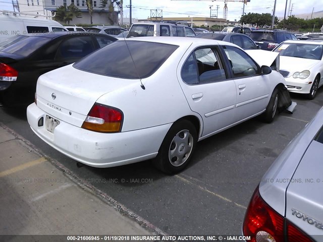 1N4DL01D4XC161489 - 1999 NISSAN ALTIMA XE/GXE/SE/GLE WHITE photo 4