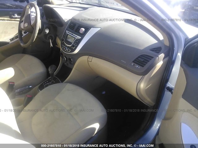 KMHCT4AE4DU446409 - 2013 HYUNDAI ACCENT GLS/GS BLUE photo 5