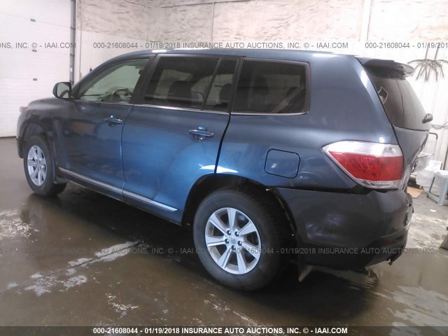 5TDBK3EH7CS139689 - 2012 TOYOTA HIGHLANDER SE BLUE photo 3