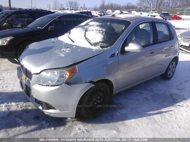 KL1TD6DE6BB134343 - 2011 CHEVROLET AVEO LS/LT 银色 照片 2