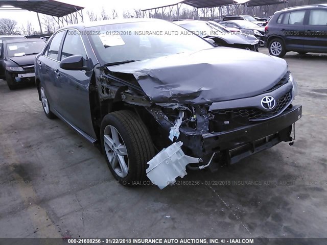 4T1BF1FK1DU229769 - 2013 TOYOTA CAMRY L/SE/LE/XLE GRAY photo 1