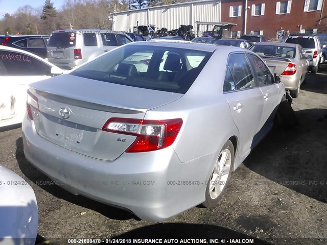 4T1BF1FK1CU193693 - 2012 TOYOTA CAMRY SE/LE/XLE Серебристый фото 4