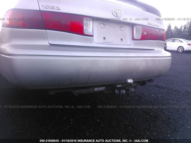 4T1BG22K31U045714 - 2001 TOYOTA CAMRY CE/LE/XLE 米色 照片 6