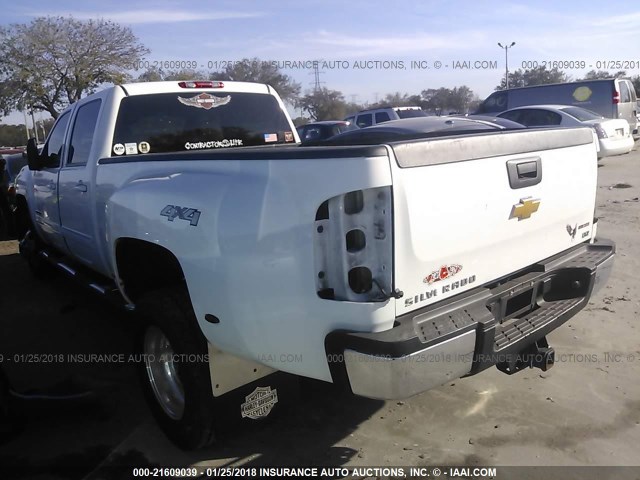 1GC4K1C83DF109302 - 2013 CHEVROLET SILVERADO K3500 LTZ WHITE photo 3