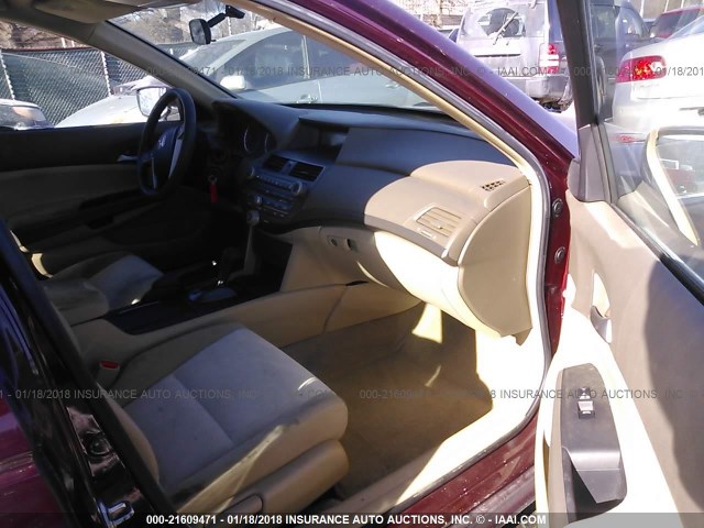 1HGCP26408A059989 - 2008 HONDA ACCORD LXP MAROON photo 5