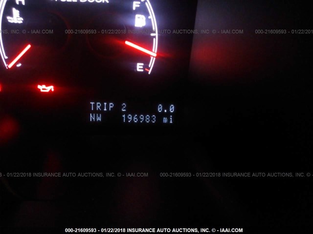 5LMFU28595LJ08433 - 2005 LINCOLN NAVIGATOR WHITE photo 7