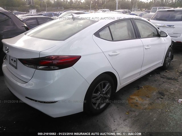 5NPD84LF2HH007497 - 2017 HYUNDAI ELANTRA SE/VALUE/LIMITED WHITE photo 4