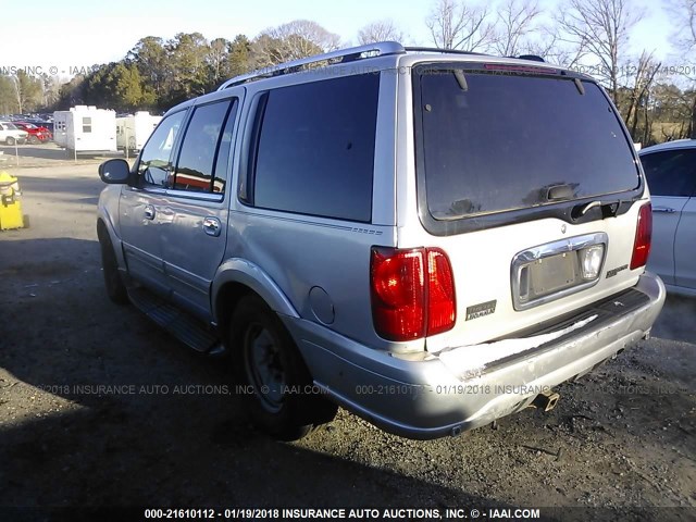 5LMEU27A8YLJ17333 - 2000 LINCOLN NAVIGATOR SILVER photo 3