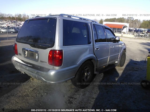 5LMEU27A8YLJ17333 - 2000 LINCOLN NAVIGATOR SILVER photo 4