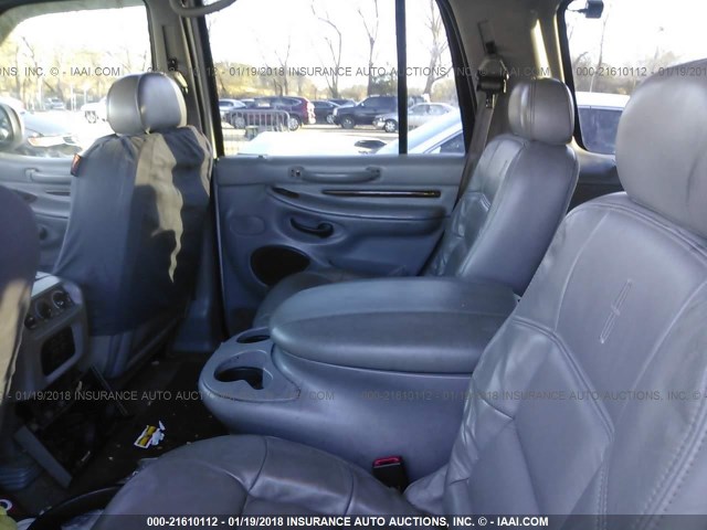 5LMEU27A8YLJ17333 - 2000 LINCOLN NAVIGATOR SILVER photo 8