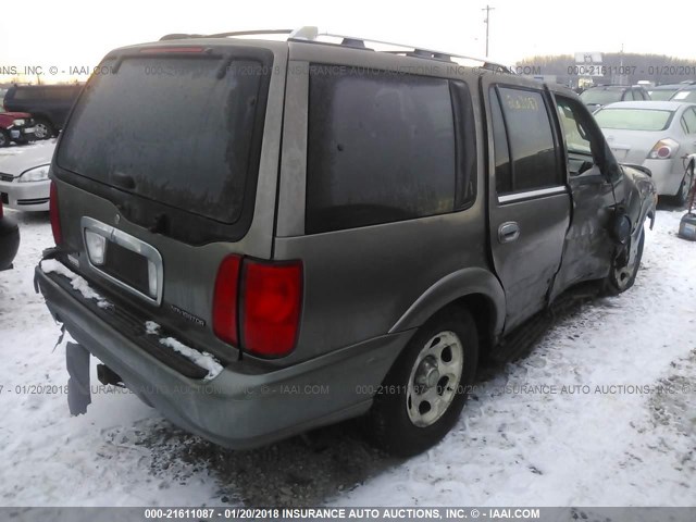 5LMFU28A61LJ03438 - 2001 LINCOLN NAVIGATOR SILVER photo 4