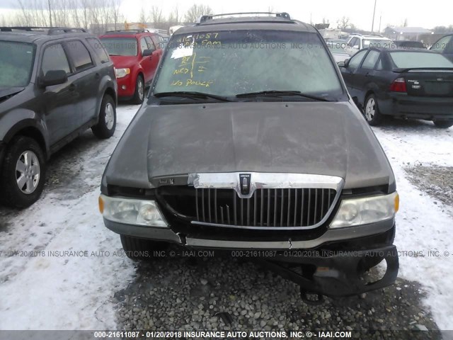 5LMFU28A61LJ03438 - 2001 LINCOLN NAVIGATOR SILVER photo 6